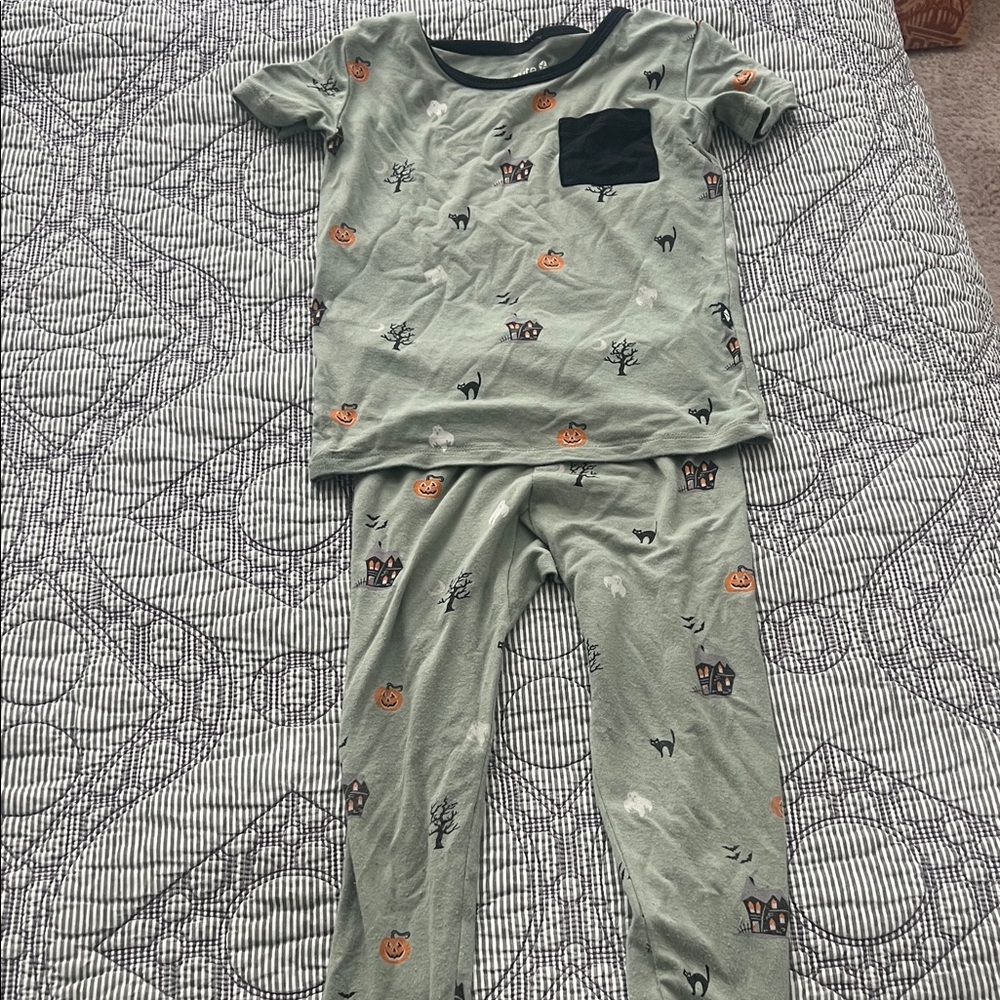 Kyte 3T Halloween PJs
